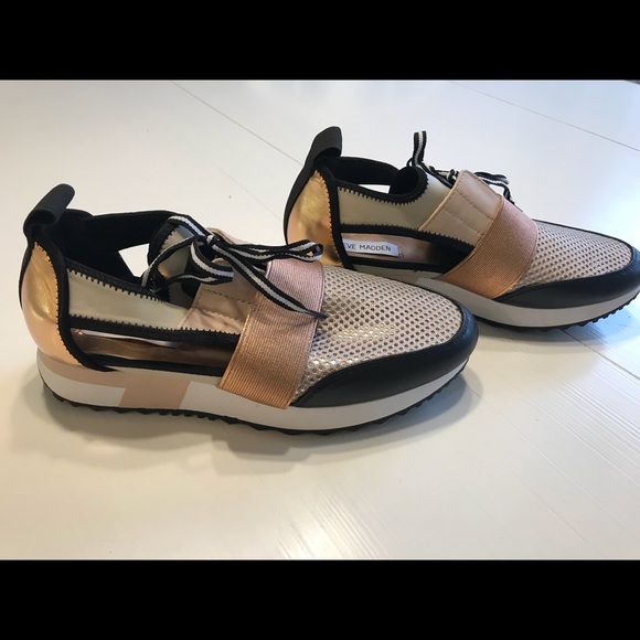 steve madden arctic cutout sneakers